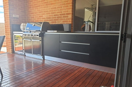 5 Reasons to Install an Outdoor Kitchen