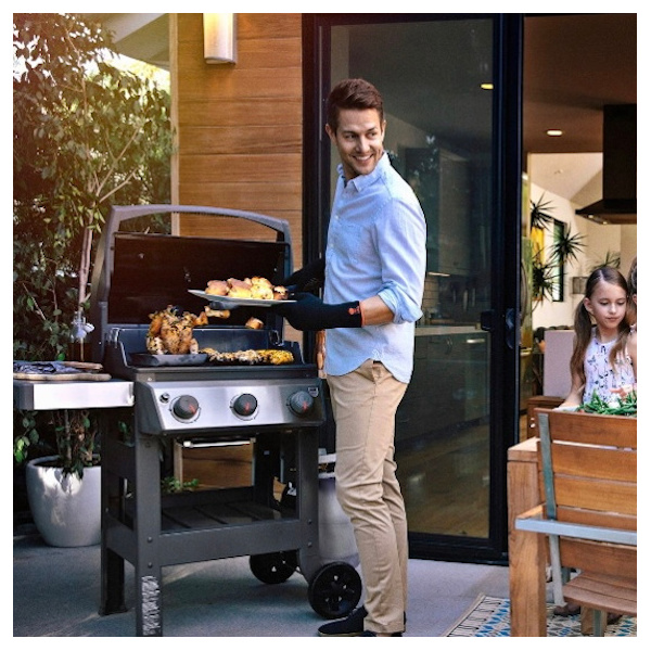 SPIRIT II E310 LP BLACK Oasis Outdoor Living